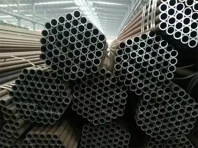 崇左20#石油裂化用无缝钢管